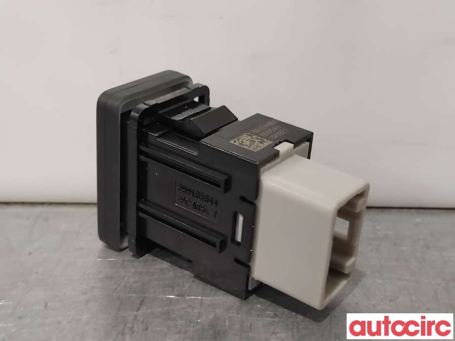 Bryter diverse til Mitsubishi Outlander 2015-->> (Type III, Fase 2)  (MITSUBISHI|8612A050|)