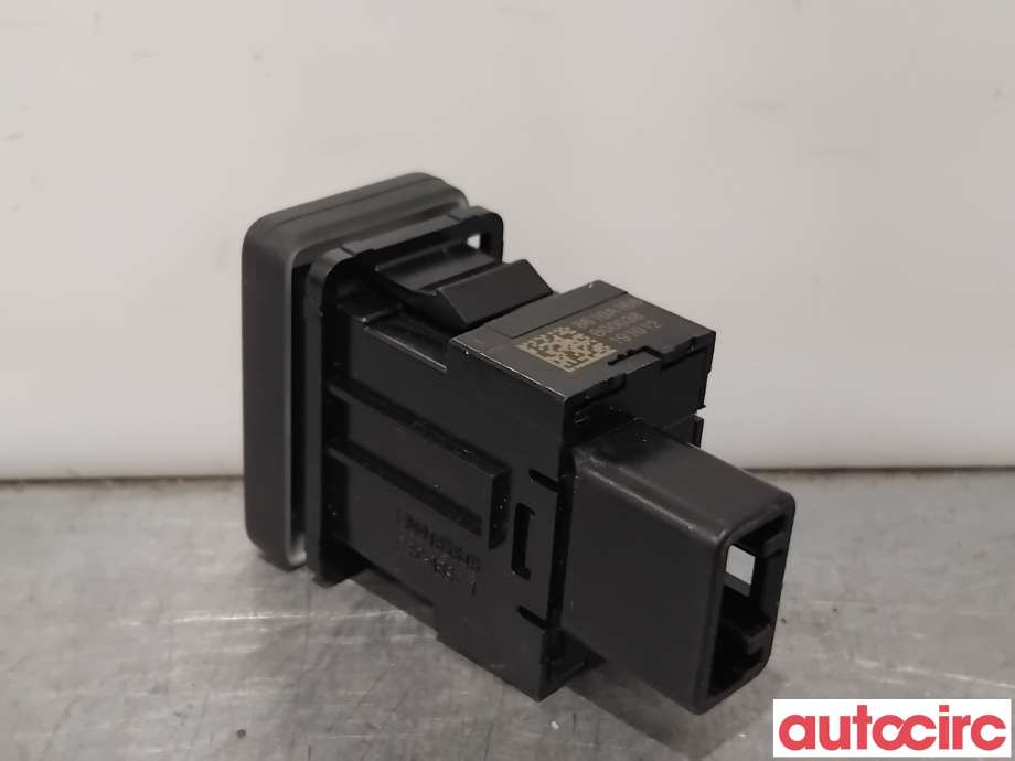Bryter diverse til Mitsubishi Outlander 2015-->> (Type III, Fase 2)  (MITSUBISHI|8610A168|)