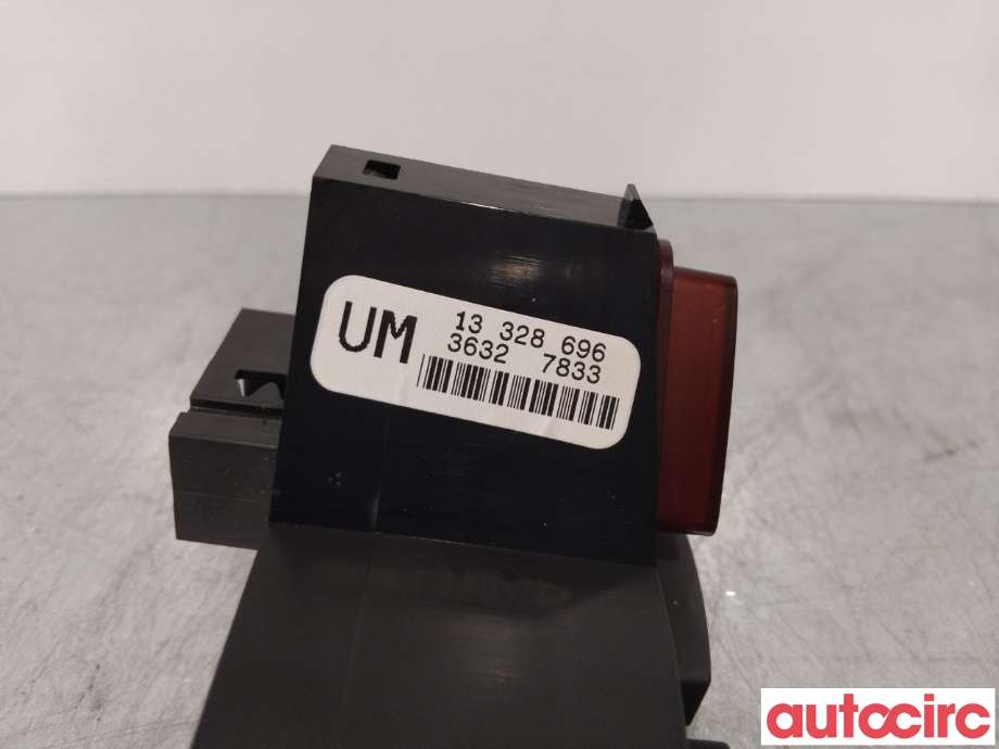 Bryter nødblink til Opel Corsa D 2006-2014 (OPEL|13329096|)