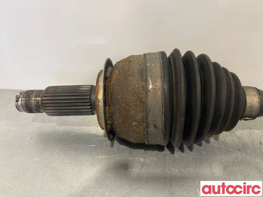 Drivaksel høyre foran til Subaru Forester 2008-2013 (Type III)  (SUBARU|28321SC032|)