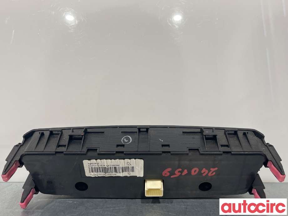 Varmeapparat betjening til Toyota Avensis 2009-2015 (Type III, Fase 1)  (TOYOTA|5590005330)