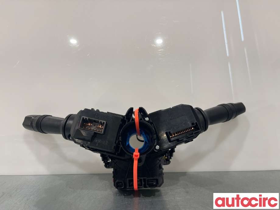 Bryter combi til Kia Soul 2014-2019 (Type II) (KIA|934103S631|)