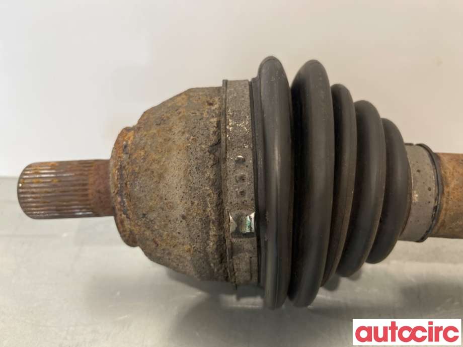 Drivaksel høyre foran til Ford Focus 2008-2010 (Type II, Fase 2)  (FORD|1784751|)