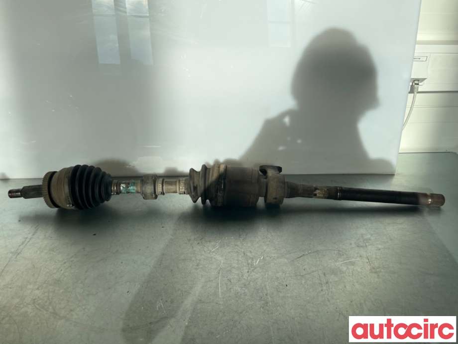 Drivaksel høyre foran til Kia Sorento, 2011-2015 Type II (KIA|495012P000)