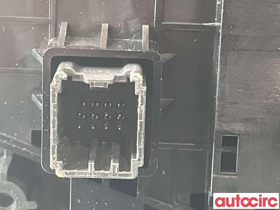 Bilstereo diverse til Ford Focus 2011-2014 (Type III, Fase 1)  (FORD|1818445||BM5T-18K811-SA)