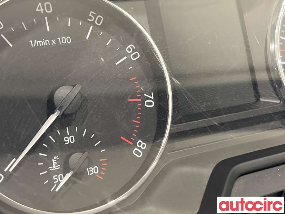Instrumentpanel til Škoda Octavia 2013-2016 (Type III, Fase 1)  (SKODA|5E0920750|)