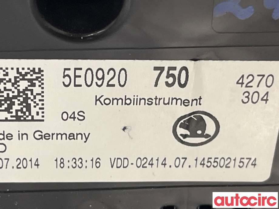 Instrumentpanel til Škoda Octavia 2013-2016 (Type III, Fase 1)  (SKODA|5E0920750|)