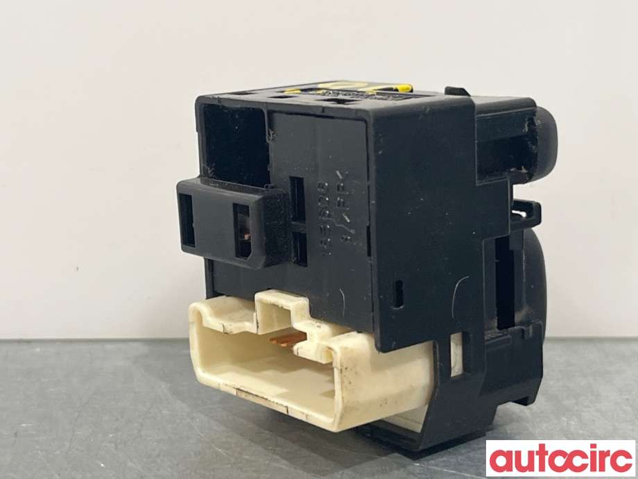 Bryter speil til Subaru Forester 2002-2005 (Type II, Fase 1)  (SUBARU|83071SA050)