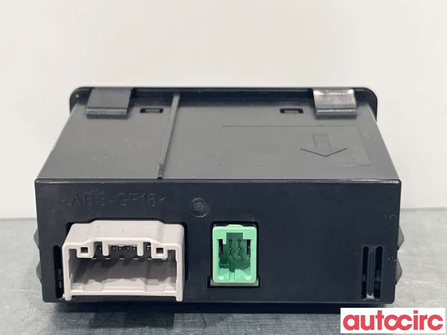 Bilstereo diverse til Mazda 2 2015-2019 (Type III, Fase 1)  (MAZDA|D09H-66-9U0B)