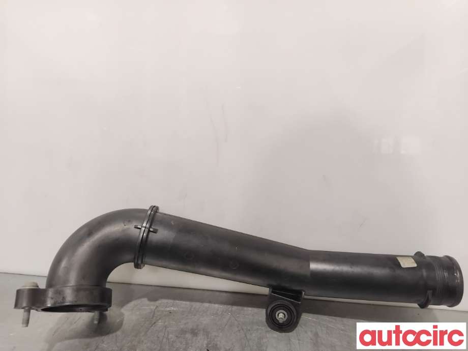 Turbo rør til Škoda Superb 2015-->> (Type III)  (SKODA|04L145762AD|04L145770H|04L145762CC)