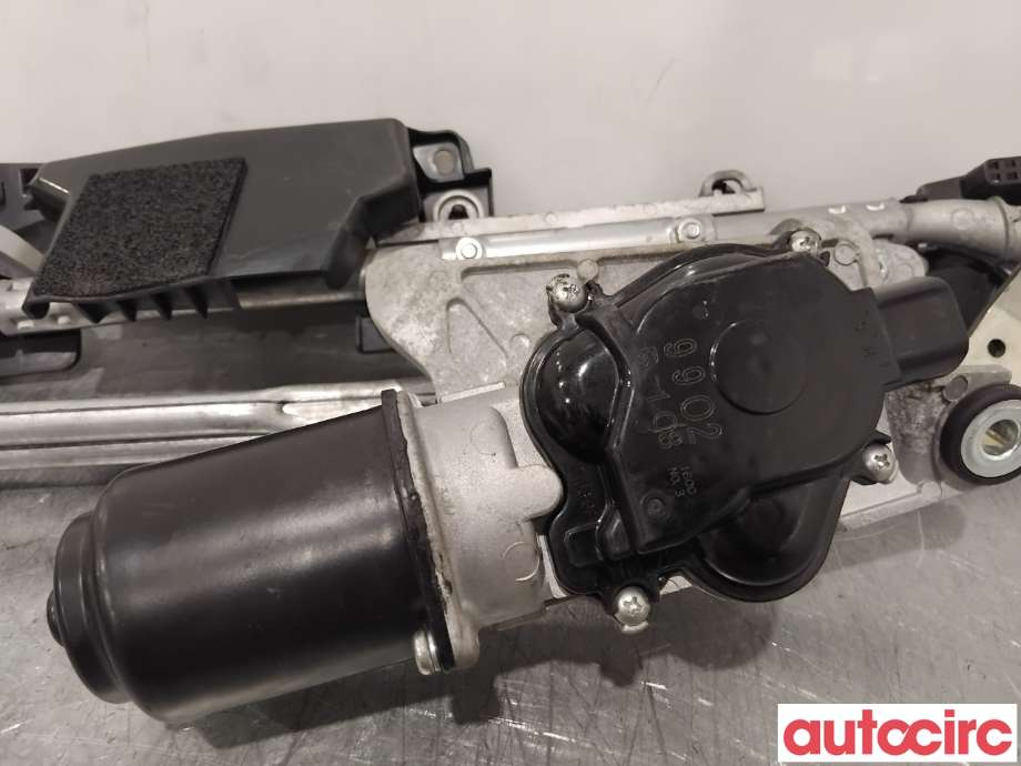 Viskermotor frontrute til Mazda 3 2009-2013 (Type II)  (MAZDA|BBP2-67-340|)