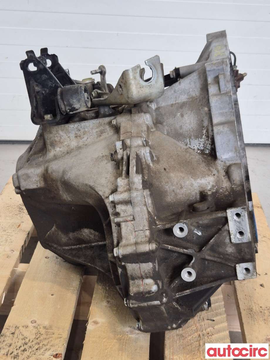 Girkasse manuell 6-trinn til Toyota Avensis 2009-2015 (Type III, Fase 1)  (TOYOTA|3030020B20||3030020A90)