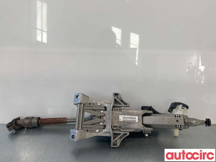 Rattaksel til Ford Focus 2011-2014 (Type III, Fase 1) (FORD|2390124|)