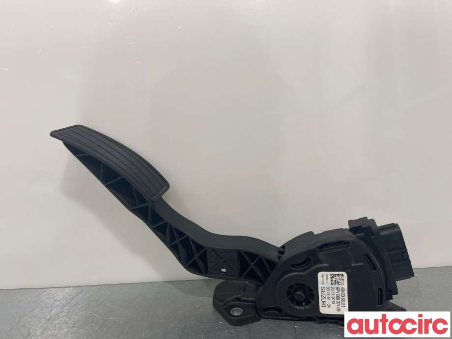 Pedal gass til Suzuki SX4 S-CROSS 2013-->> (Type II)  (SUZUKI|49400-68L51)