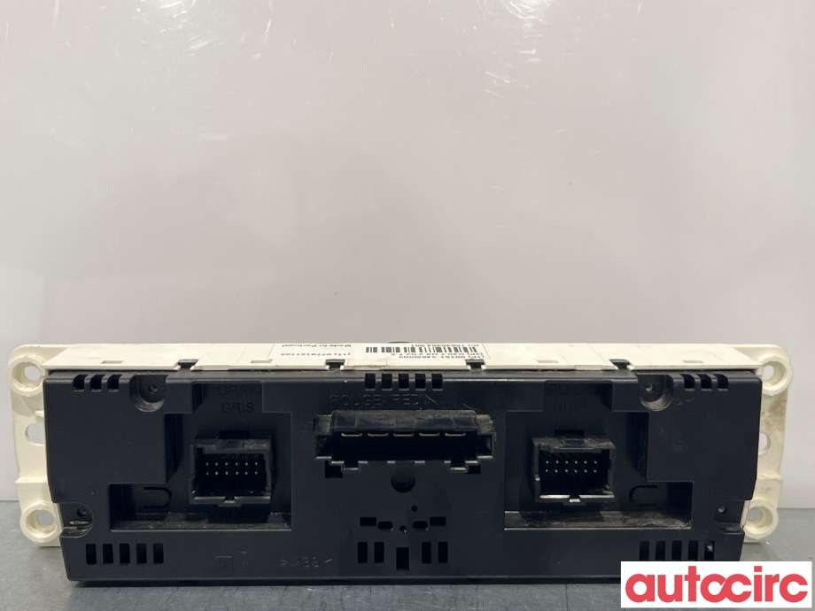 Varmeapparat betjening til Hummer H3 2005-2010  (HUMMER|25920831)