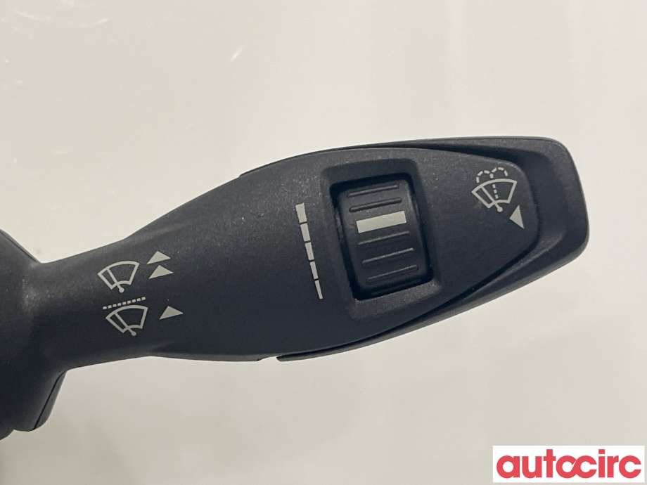 Bryter combi til Ford Fiesta 2008-2012 (Type VI, Fase 1)  (FORD|1718675|)