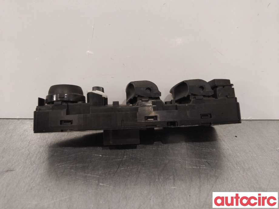 Bryter ruteheis til BMW 3-Serie 2012-2018 (F30/F31/F34) (F30/F31/F34) (BMW|61319208109|)