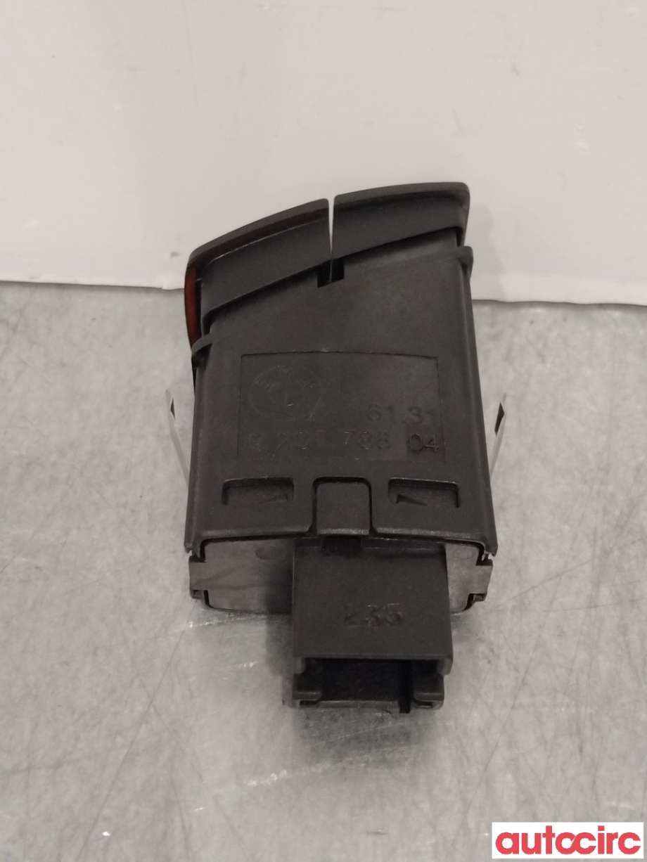 Bryter nødblink til BMW 3-Serie 2012-2018 (F30/F31/F34) (F30/F31/F34) (BMW|61319231786|)