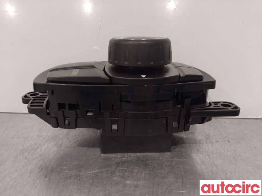 Diverse deler til BMW 3-Serie 2012-2018 (F30/F31/F34) (F30/F31/F34) (BMW|65829381678|)