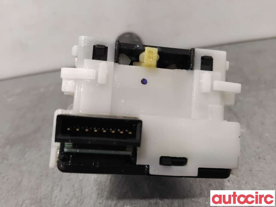 Bryter blink til Nissan Qashqai 2010-2014 (Type I, Fase 2) (NISSAN|25540JD00A|)