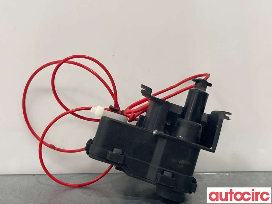 Diverse deler til Audi A5, 2007-2016 (Type I) (AUDI|8K0862153H)