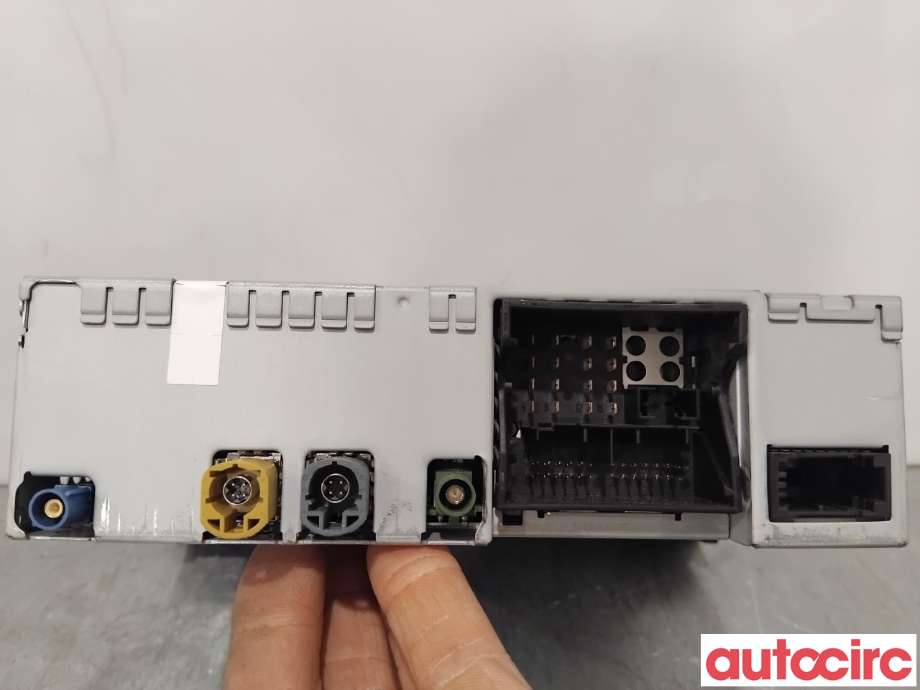 Bilstereo navigasjon til Audi Q5 2008-2012 (Type I, Fase 1)  (AUDI|8T1035666JX|HS9321|8T1035666A)