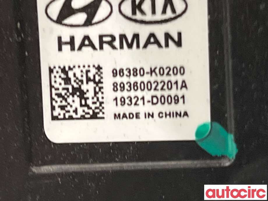 Bilstereo diverse til Kia e-Soul 2019-->> (Type III)  (KIA|96380K0200)