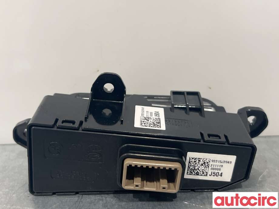Bryter setevarme til Kia e-Soul 2019-->> (Type III)  (KIA|93315J2040)