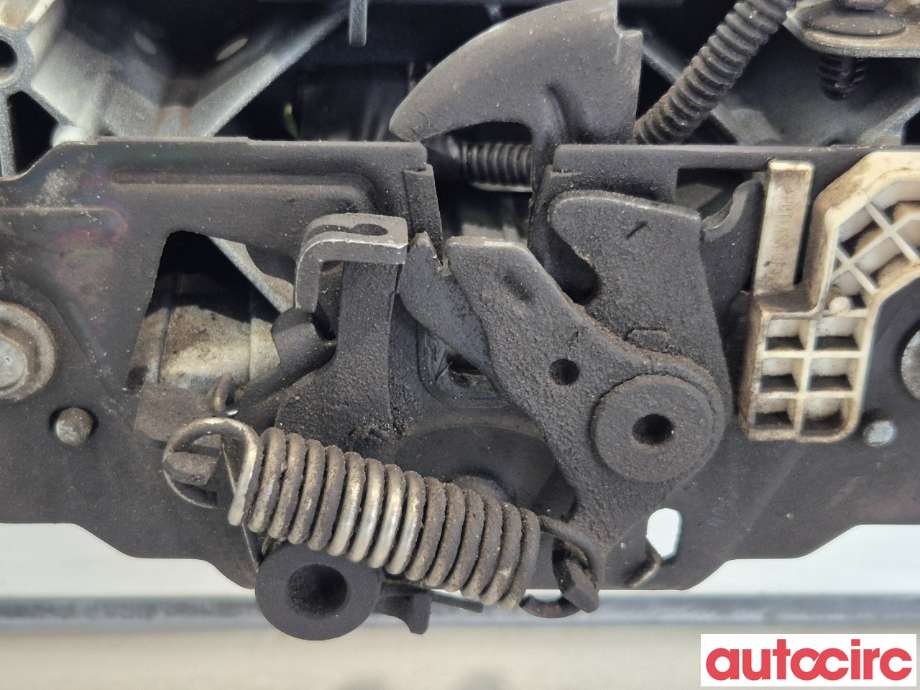 Frontplate til Ford Focus 2011-2014 (Type III, Fase 1) (FORD|1926039||F1EB-8B041-AB)