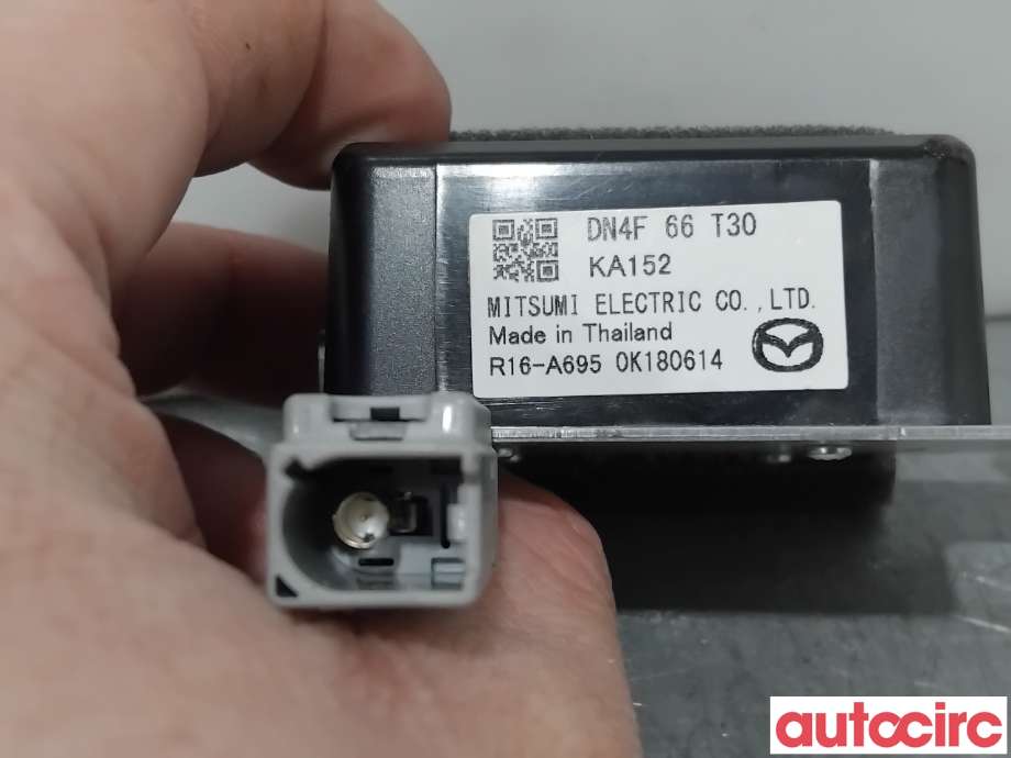 Dashbord telefon til Mazda MX-30 2020-->>  (MAZDA|DN4F-66-T30||DN4F66T30)