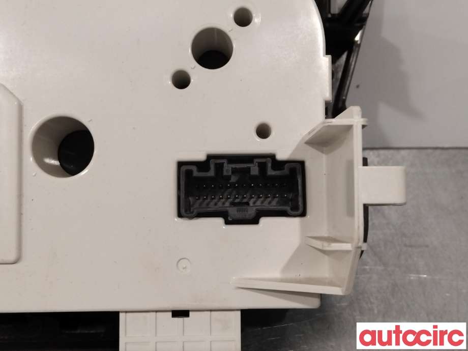 Varmeapparat betjening til Mazda 5 2011-2015 (Type II)  (MAZDA|CG66-61-190B|)