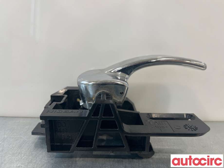 Dørhåndtak utv høyre bak til Nissan Qashqai 2007-2010 (Type I, Fase 1)  (NISSAN|80610EB30B||80610EB30A)