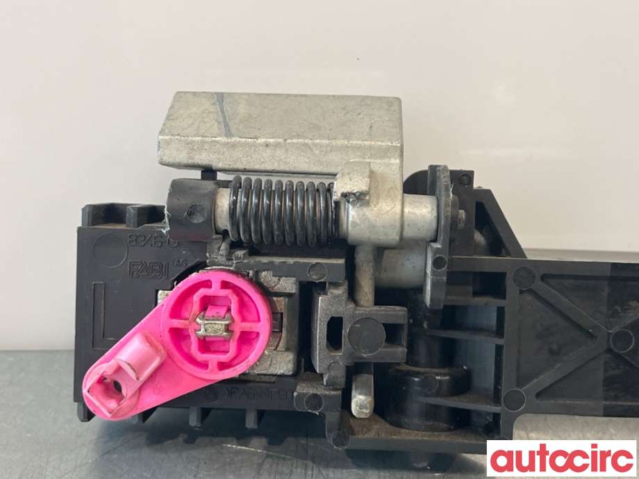 Dørhåndtak utv venstre foran til Nissan Qashqai 2007-2010 (Type I, Fase 1)  (NISSAN|80611EB30B||80611EB30A)