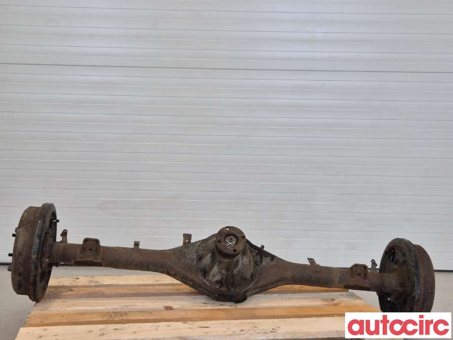 Bakaksel til Toyota Hilux 2002-2005  (TOYOTA|4211035660|)