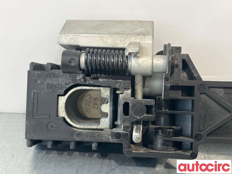 Dørhåndtak utv venstre bak til Nissan Qashqai 2007-2010 (Type I, Fase 1)  (NISSAN|80611EB30B||80611EB30A)