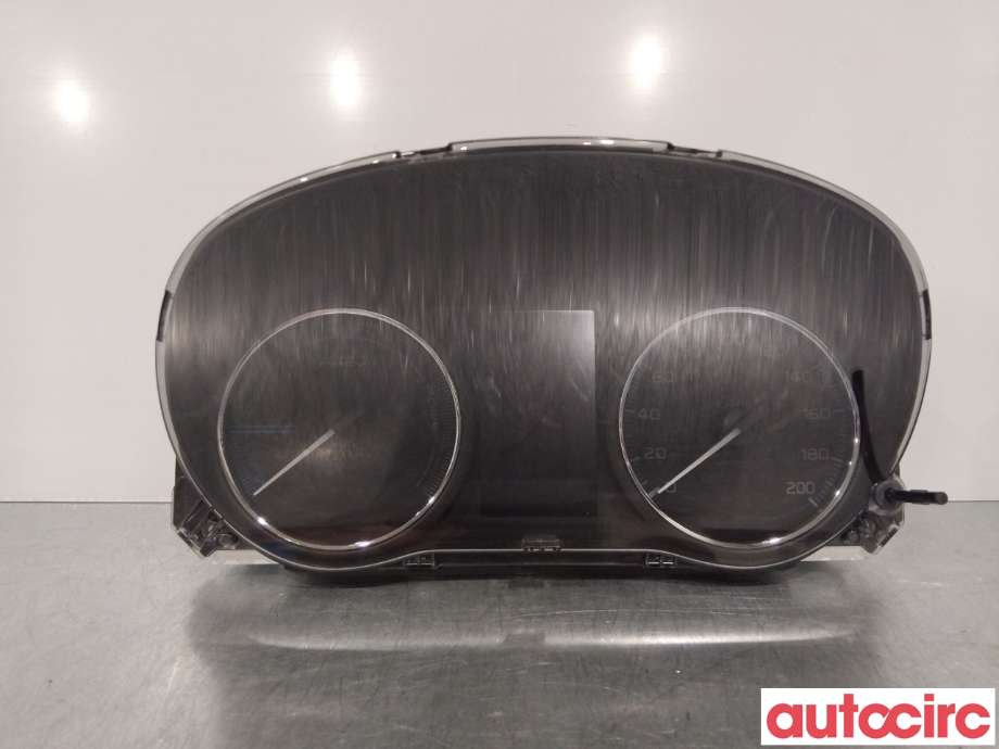 Instrumentpanel til Mitsubishi Outlander 2015-->> (Type III, Fase 2) (MITSUBISHI|8100C385|MM0059-151)