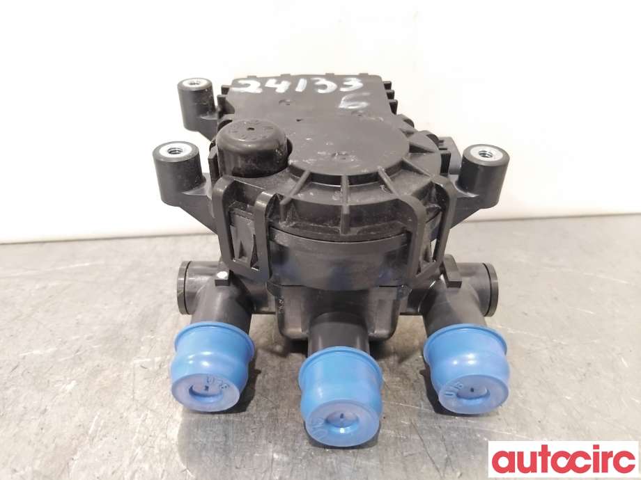Diverse deler til Toyota RAV4 2019-->> (Type V)  (TOYOTA|8724042010|113740-1600|)