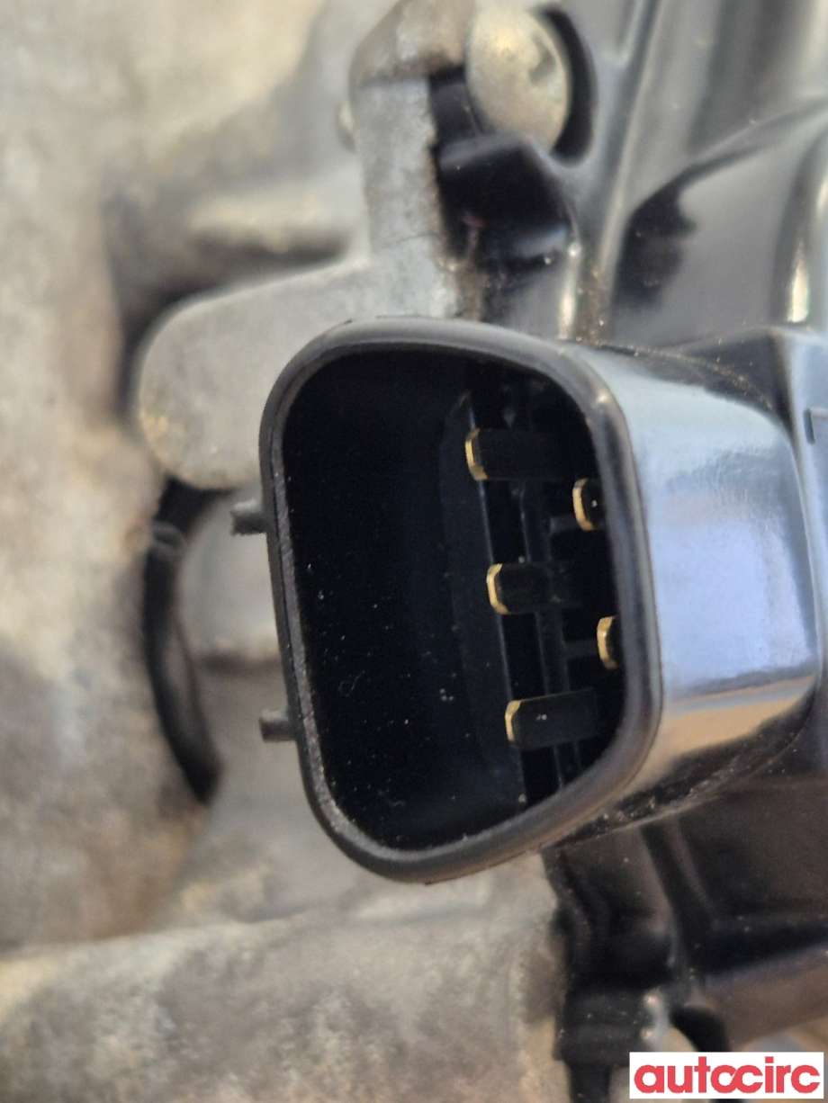 Viskermotor frontrute til Mitsubishi L200 2006-2015 (Type IV) (MITSUBISHI|8250A146|)