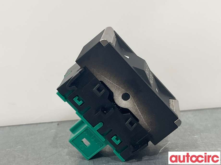 Bryter diverse til Peugeot Traveller 2017-->>  (PEUGEOT|98156354ZD|)