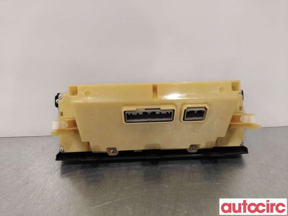 Varmeapparat betjening til Mitsubishi Pajero 2007-2016 (Type IV, Fase 1)  (MITSUBISHI|7820A493XA|)