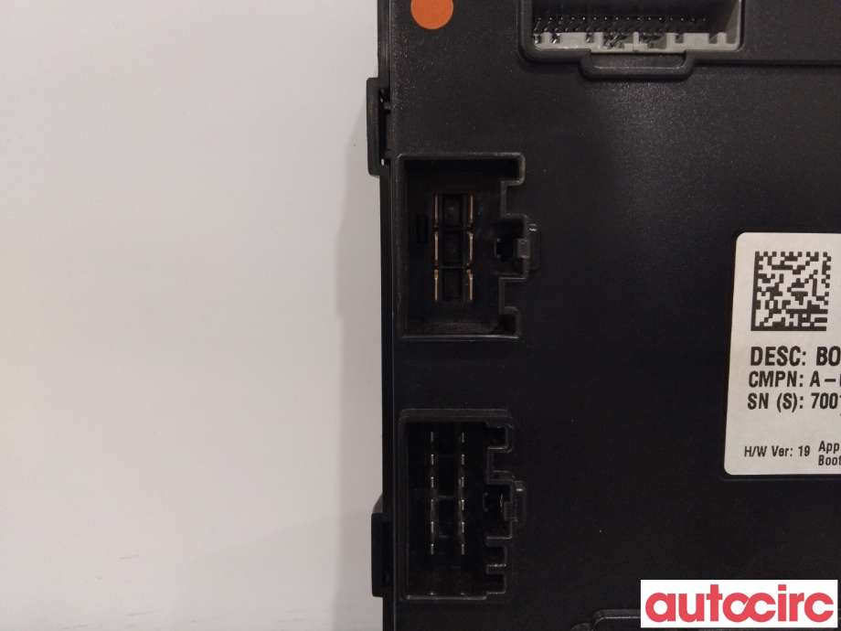 Styreenhet diverse til Tesla Model S 2016-2021 (Fase 2)  (TESLA|1010907-00-G|)