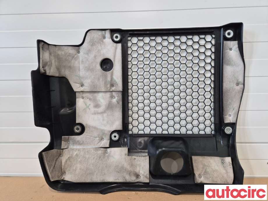 Motordeksel over motor til Toyota Hilux 2012-2016  (TOYOTA|126010L070|)