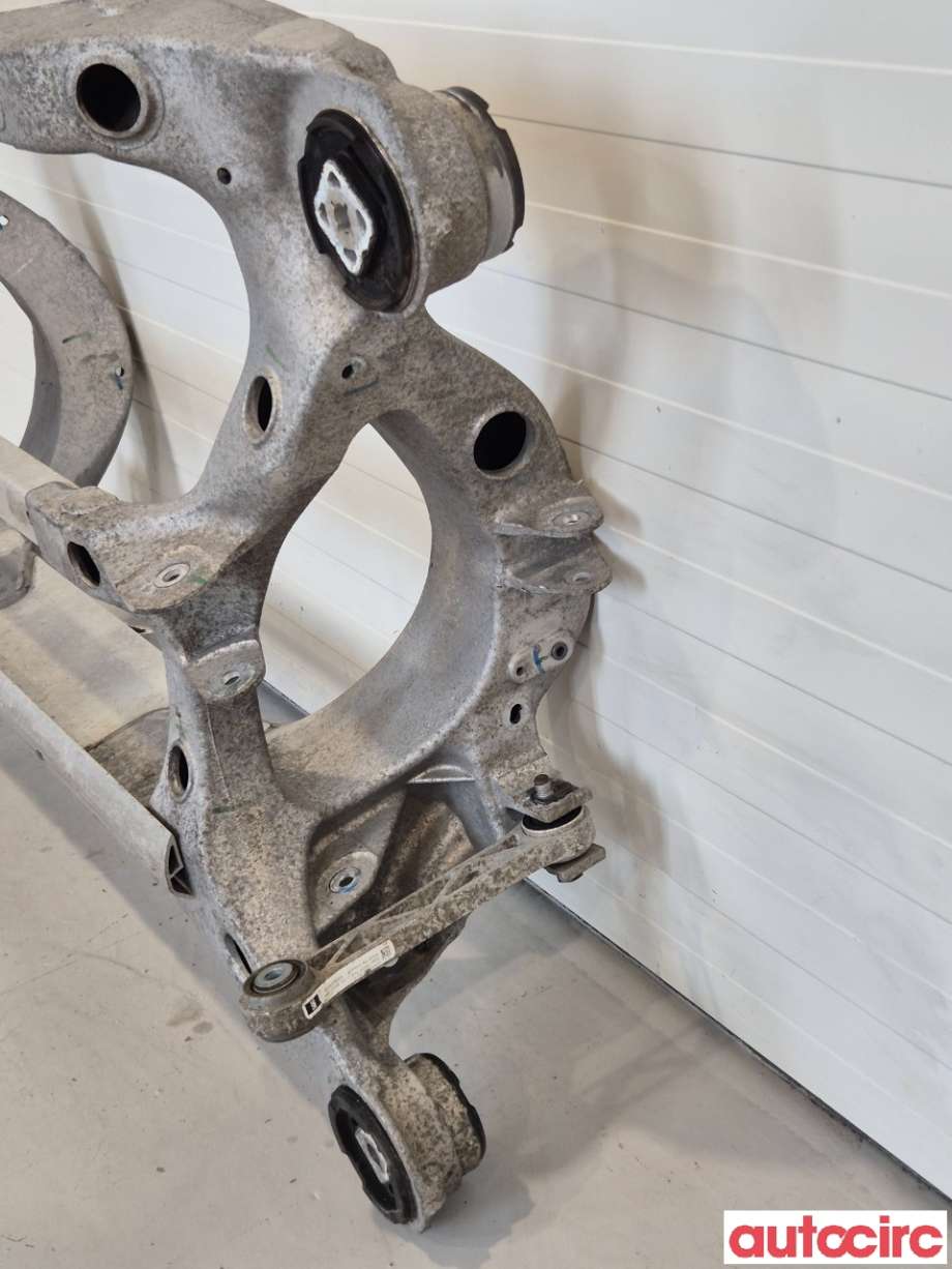 Travers bak til Tesla Model S 2016-2021 (Fase 2)  (TESLA|6007012-00-L|)