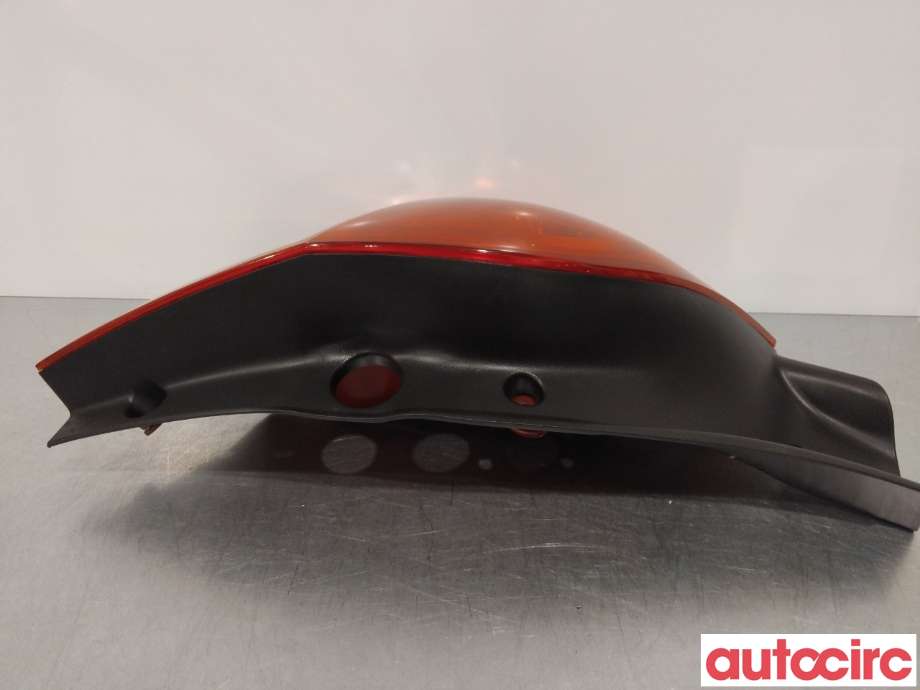 Baklykt høyre til Renault Clio 2009-2012 (Type III, Fase 2)  (RENAULT|8200886946|)