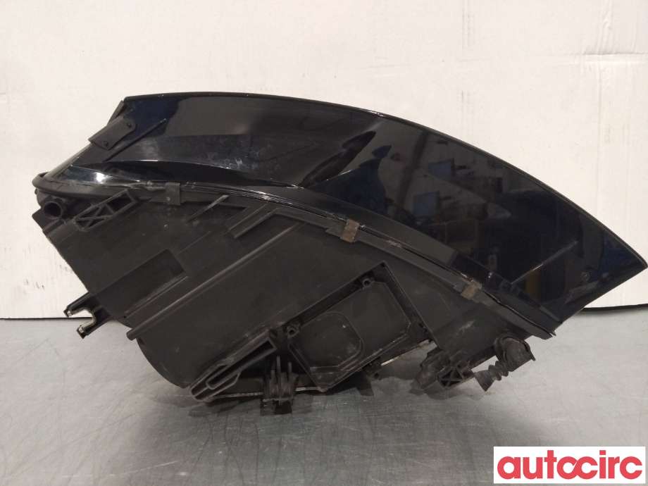 Frontlykt høyre halogen til Audi A4 2007-2014 (Type IV) (B8) (B8) (AUDI|8K0941030AJ|)