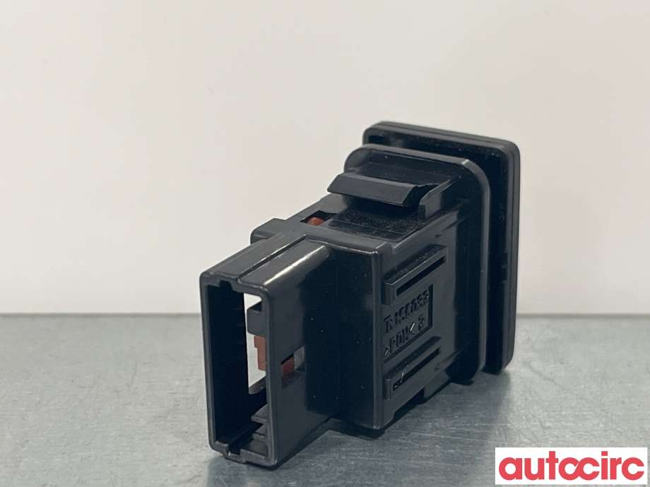 Bryter Antispinn til Toyota Auris 2010-2012 (Type I, Fase 2)  (TOYOTA|8498805020)