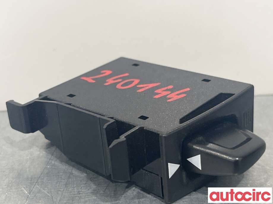 Dashbord telefon til Volvo V90 / V90 CC / S90 2016-->>  (VOLVO|31494702)
