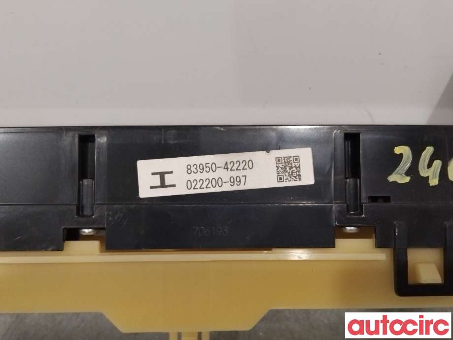 Bryter nødblink til Toyota RAV4 2016-2019 (Type IV, Fase 2)  (TOYOTA|8395042220|)