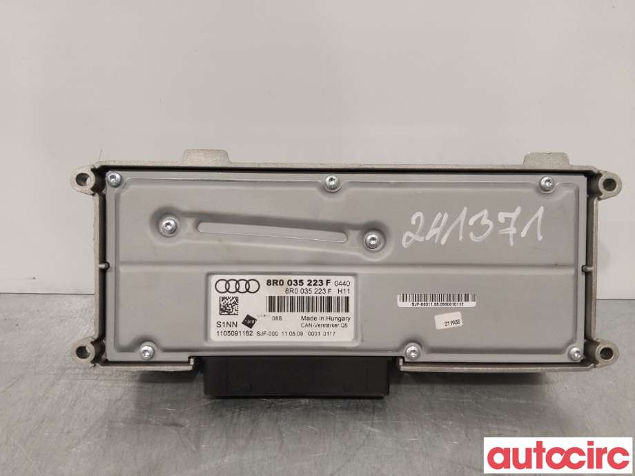 Bilstereo forsterker til Audi A4 2007-2014 (Type IV) (B8) (B8) (AUDI|8R0035223F|)