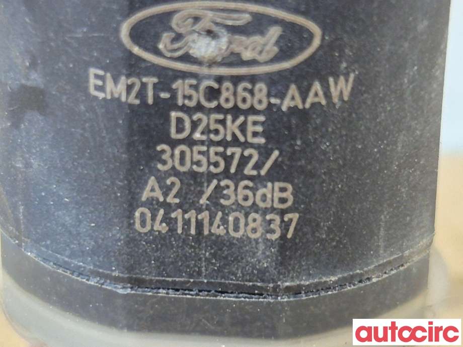 Parkeringssensor foran til Ford Focus 2014-2018 (Type III, Fase 2) (FORD|5359975|)